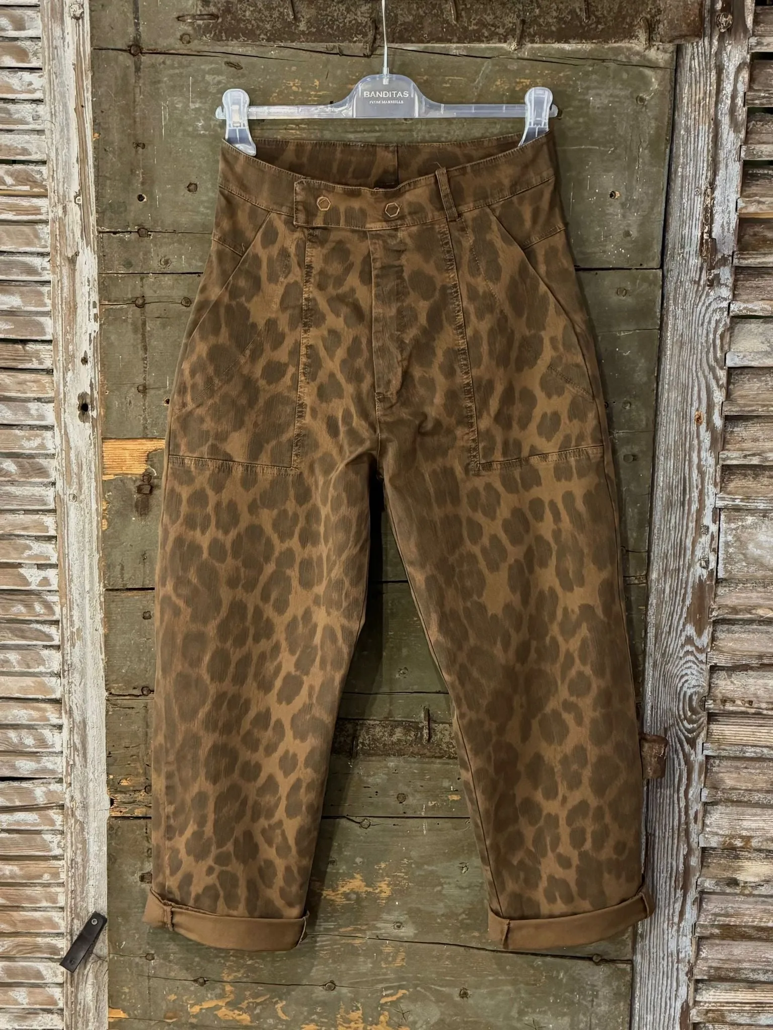 Slouchy Leopard jeans *NEW*